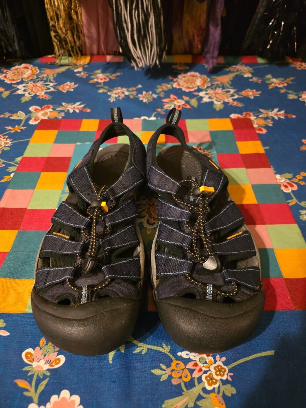 Keen Sandals - Size 11 Women's